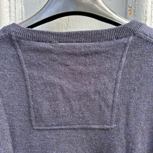 Calvin Klein Extra Fine Merino V Neck Sweater, size XXL - Picture 4 of 7